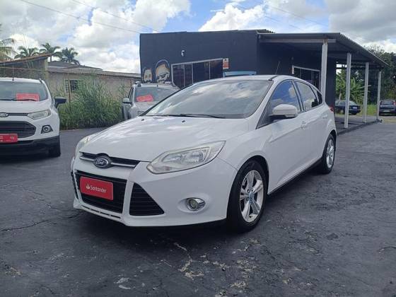 FORD FOCUS 1.6 SE 16V FLEX 4P POWERSHIFT FORD FOCUS 1.6 SE 16V FLEX 4P POWERSHIFT